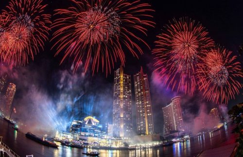 ICONSIAM Bangkok Rings in New Year with Most Dramatic Eco-Friendly Firework