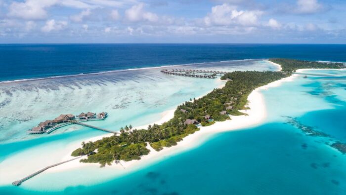 Niyama Announces Surf Residency with Brad Gerlach - TRAVELINDEX - VISITMALDIVES.org